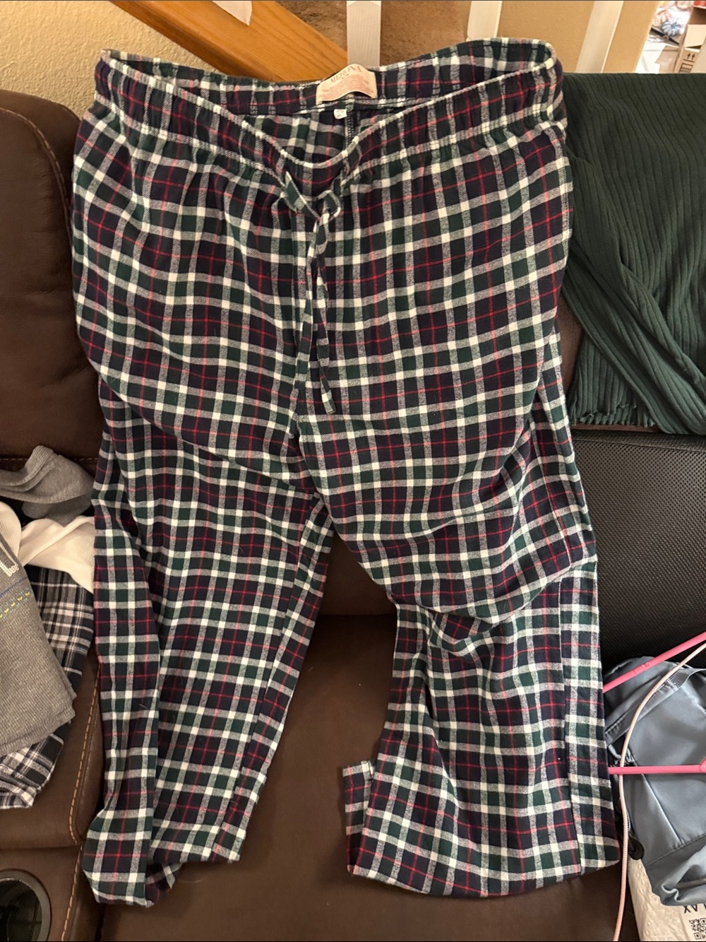 Merona Men's Navy, Green & Red Plaid Flannel Joggers